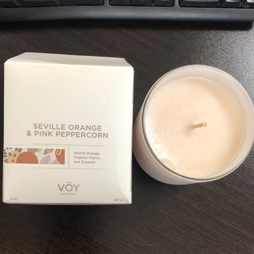 Voy Seville Orange & Pink Peppercorn Candle